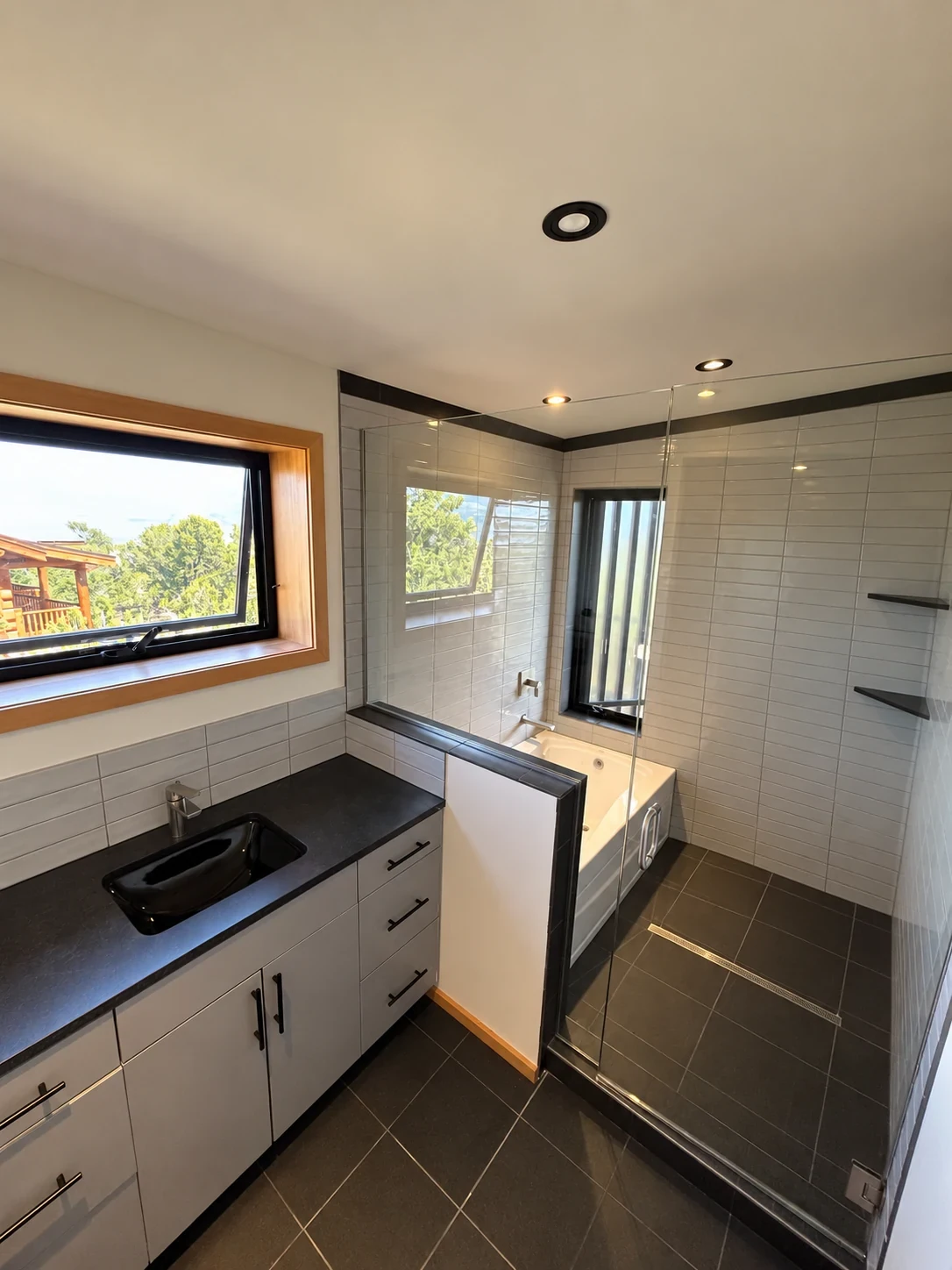 Bathroom at Pine Dr custom home in Ridgway Colorado