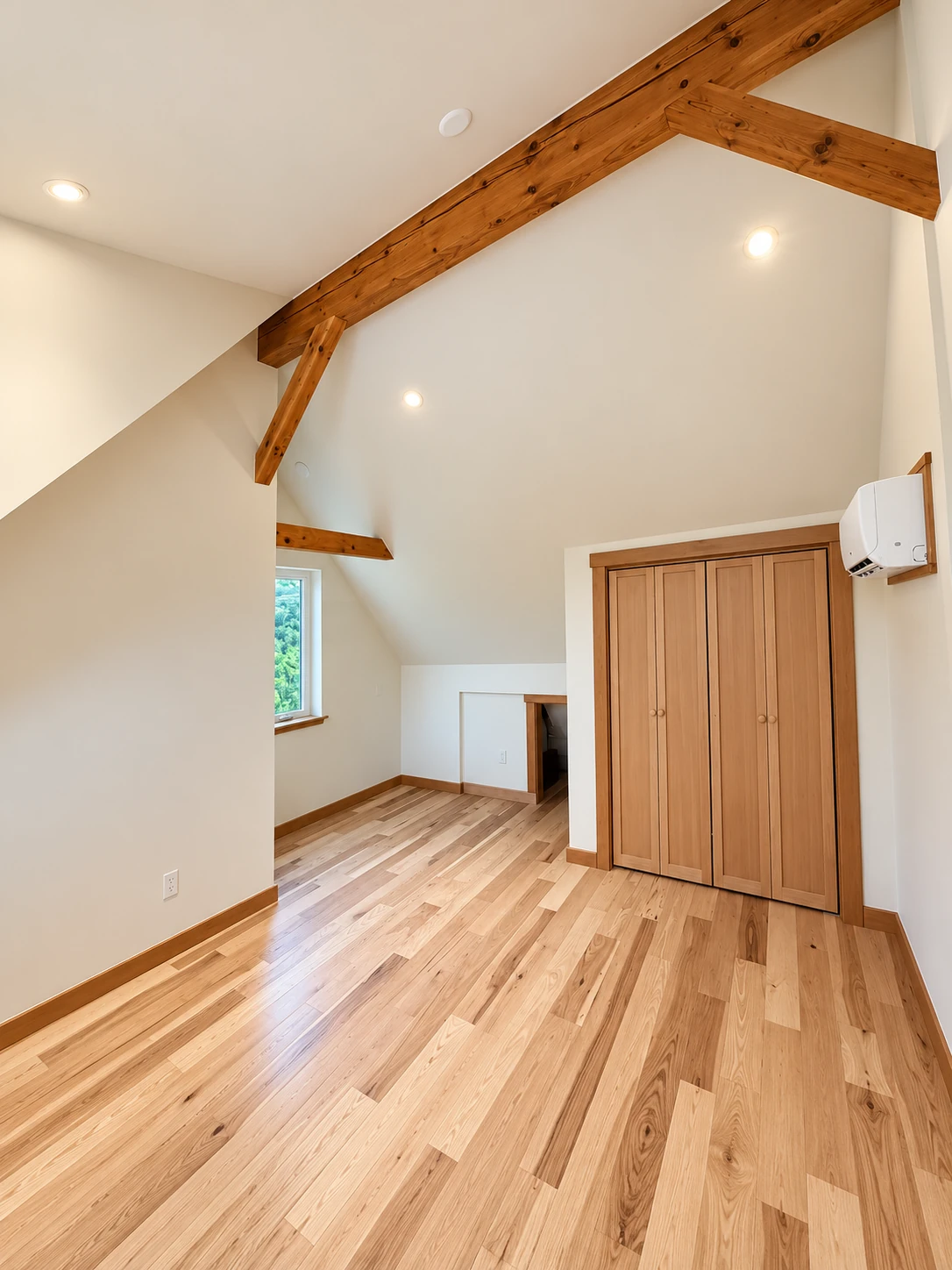 Ross Rd finished loft with exposed timber beams